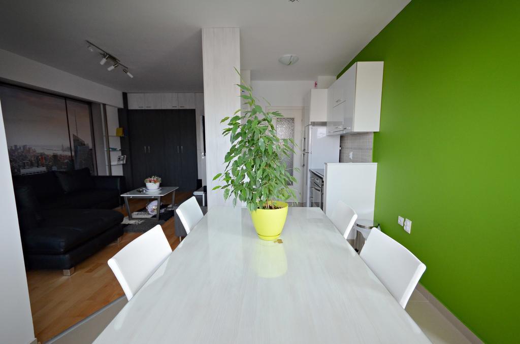 ביטולה Aries Apartments חדר תמונה