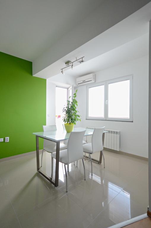 ביטולה Aries Apartments חדר תמונה